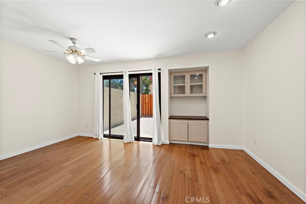 310 W Imperial Avenue 6