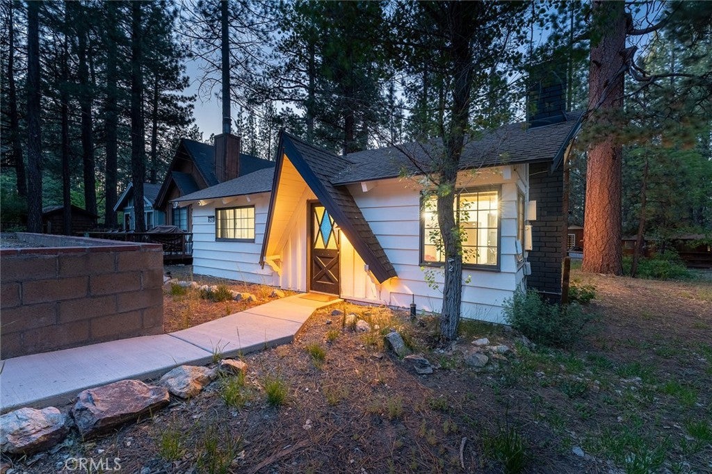 42540 Cedar Avenue, Big Bear Lake