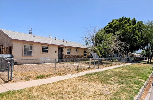 410 N Lovekin Boulevard, Blythe
