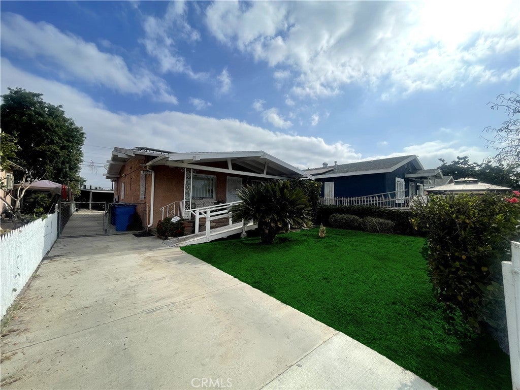 Photo of Listing #CV25140562