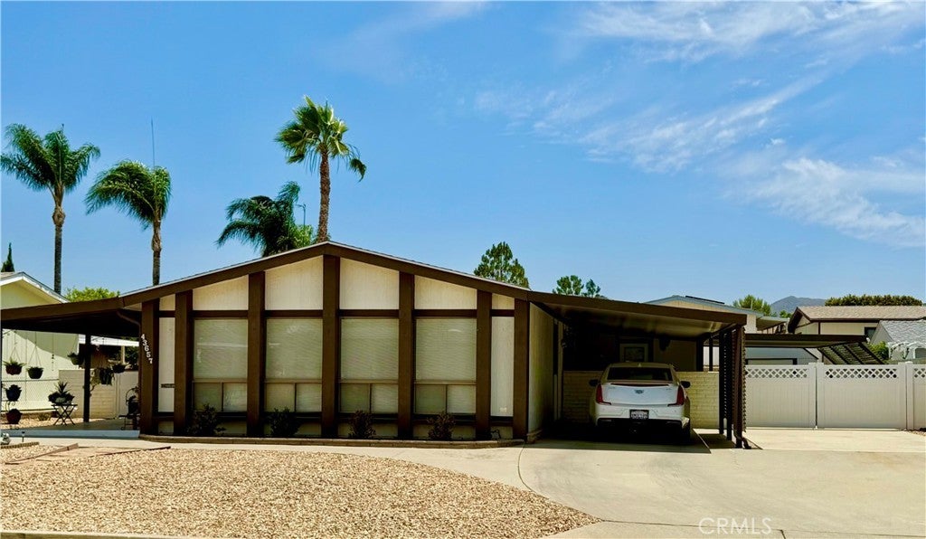 Photo of Listing #SW25140727