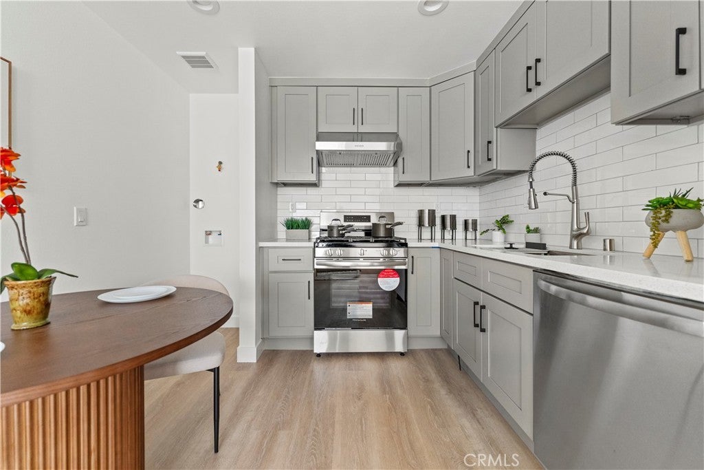 Photo of Listing #OC25112490