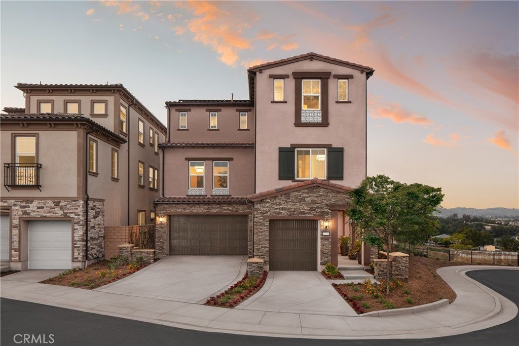 Photo of Listing #TR25141096