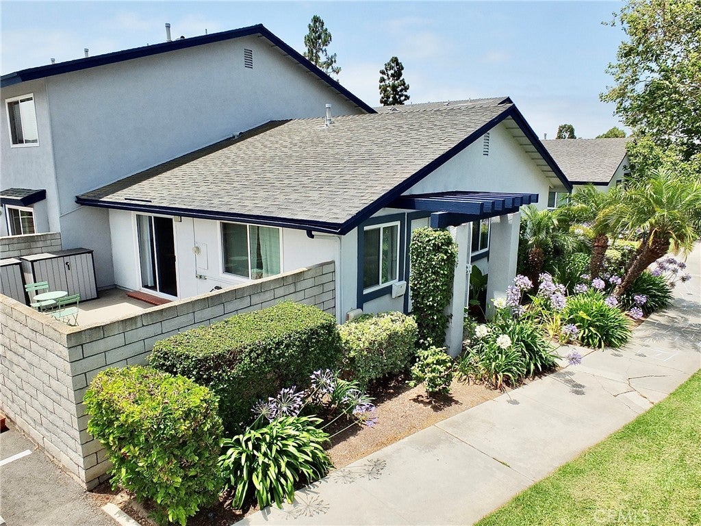 Photo of Listing #PW25139937