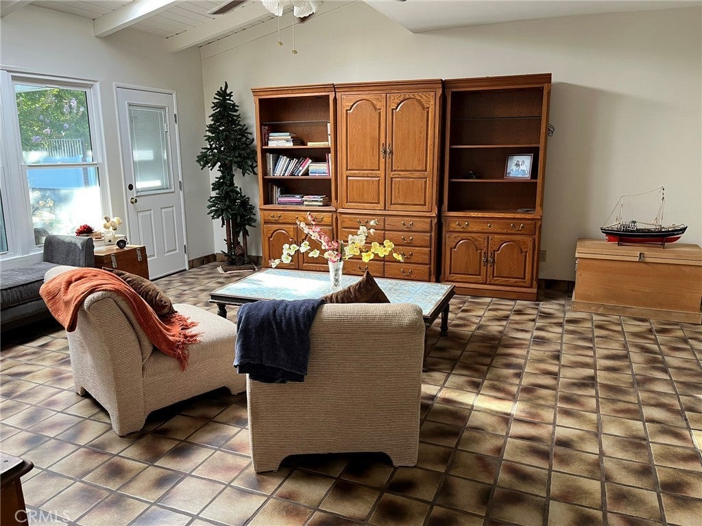 Photo of Listing #SR25141858