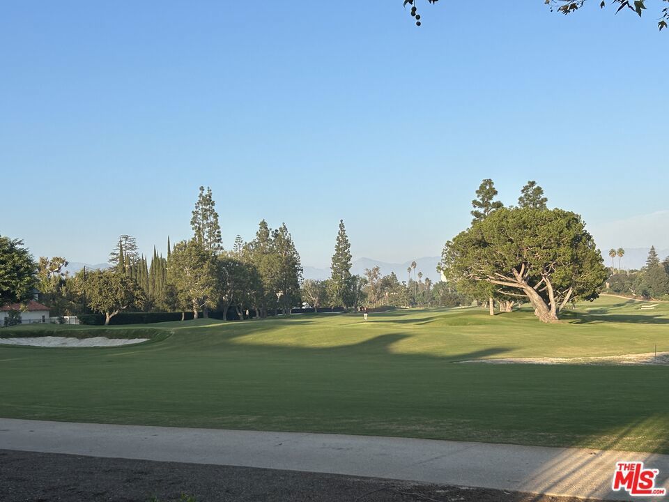 Photo of Listing #25556785