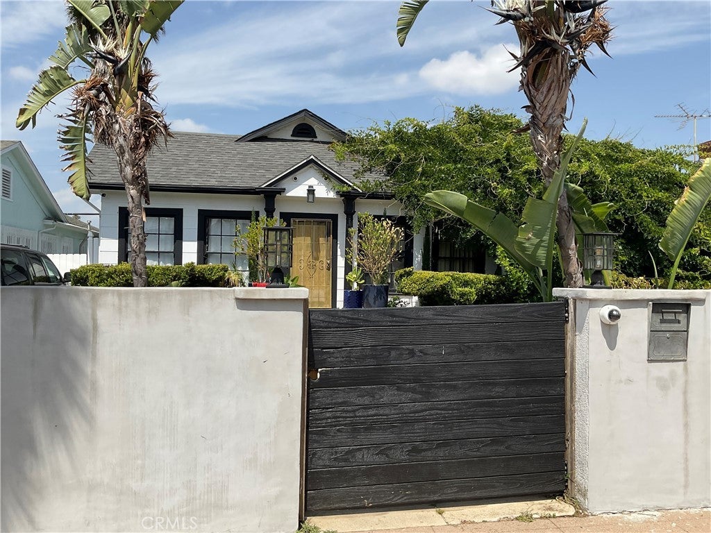 Photo of Listing #SR25142039