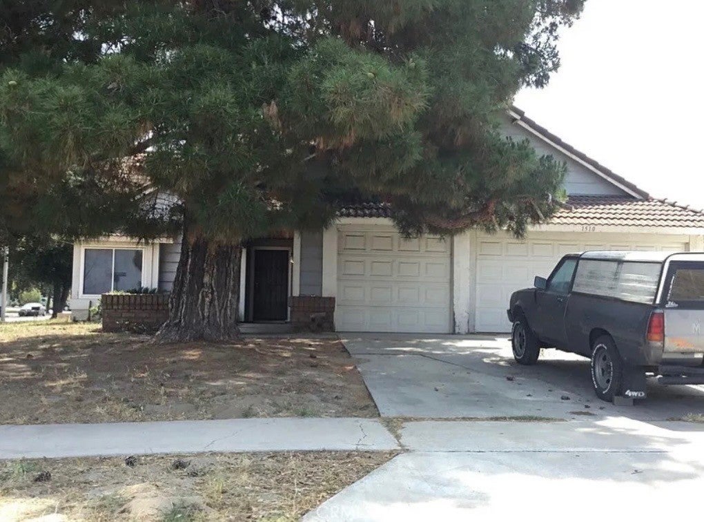 Photo of Listing #CV25142481