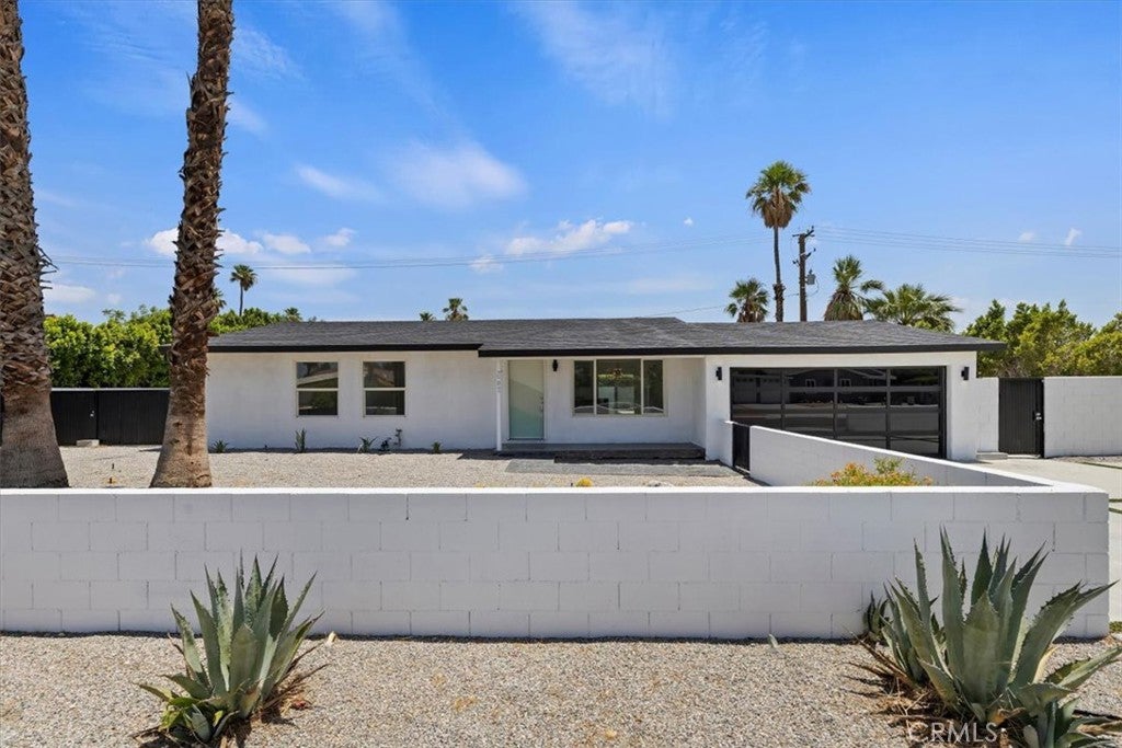 2002 Whitewater Club Drive, Palm Springs