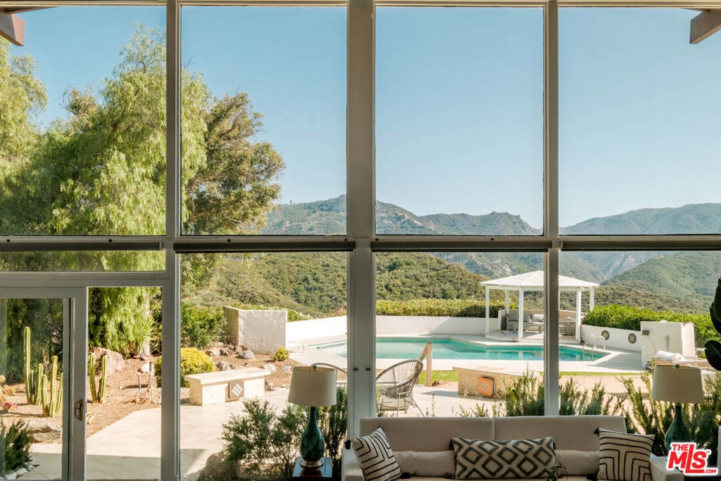 Photo of Listing #25557215