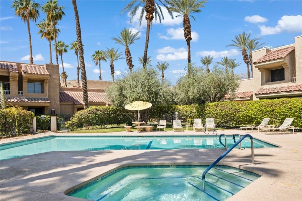 2700 Lawrence Crossley Road # 52, Palm Springs