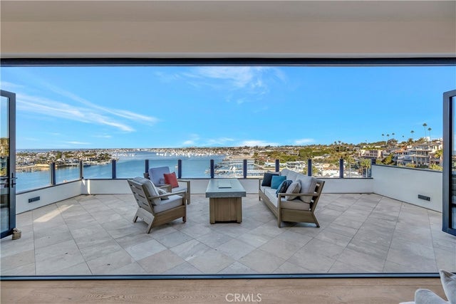 221 Carnation Avenue, Corona Del Mar