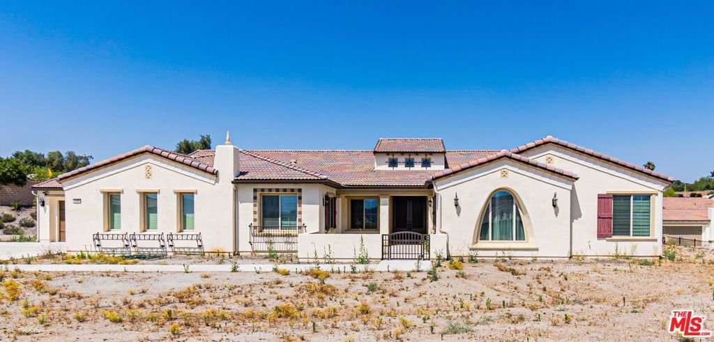 Photo of Listing #25557369