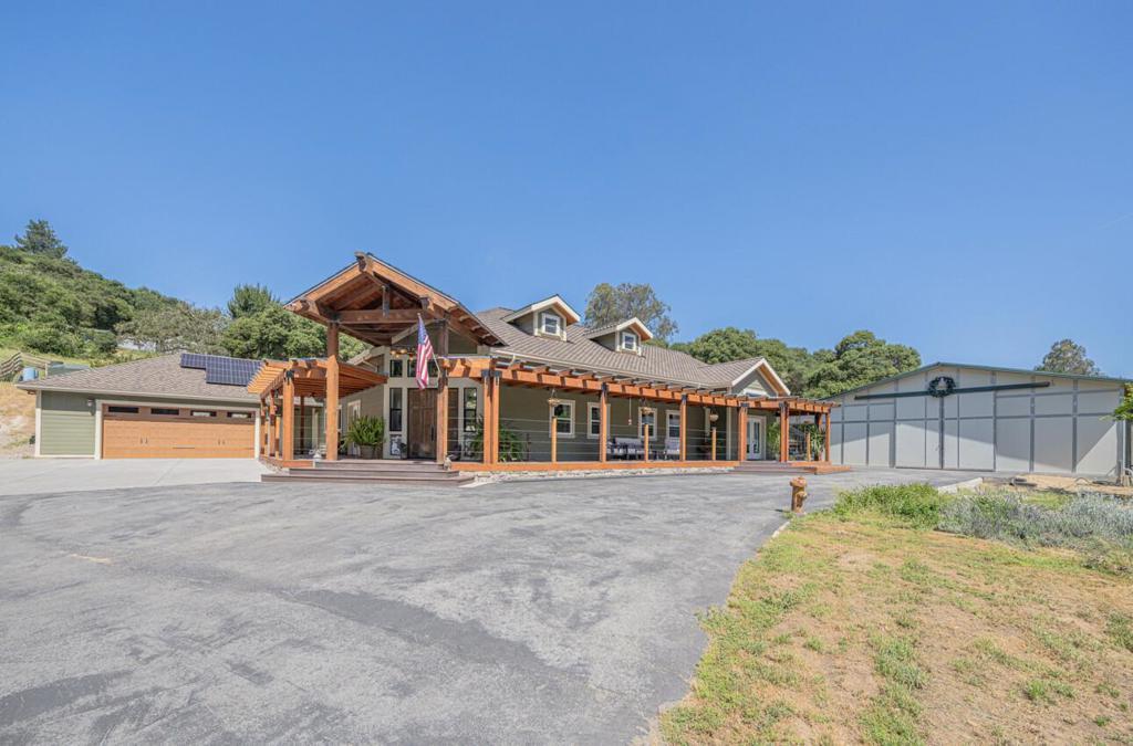 Photo of Listing #ML82007588