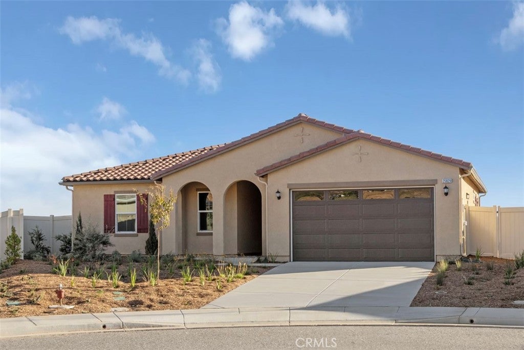 Photo of Listing #IV25144976