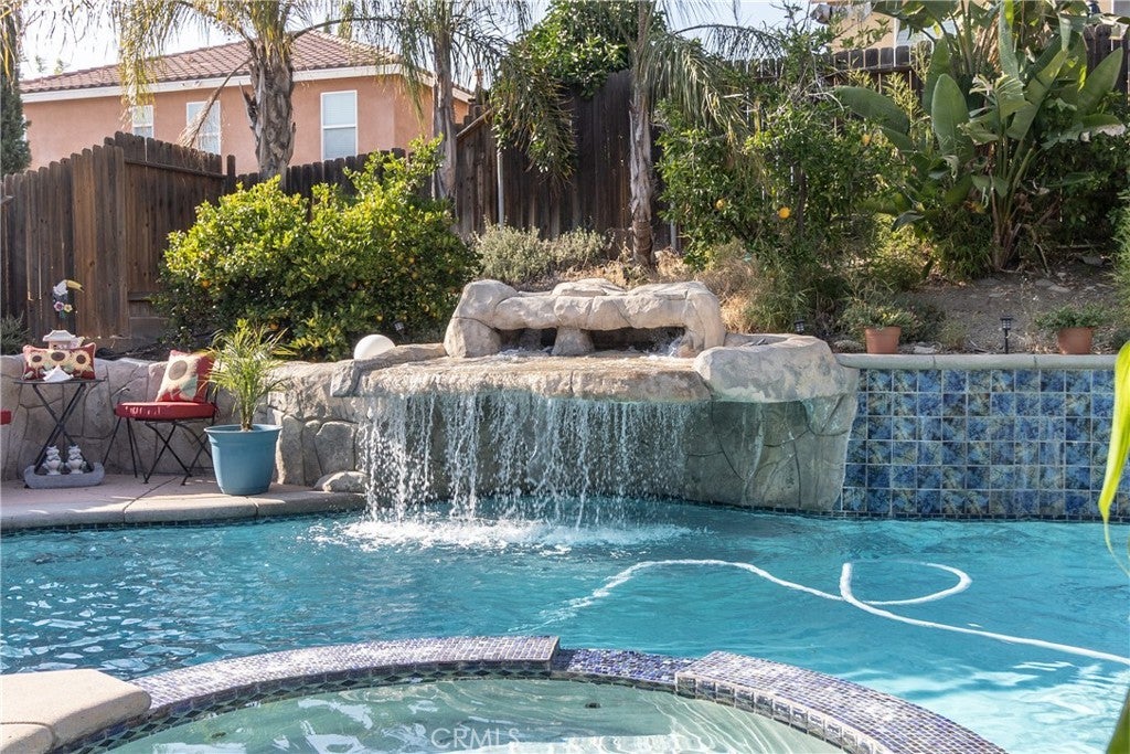 Photo of Listing #CV25145030