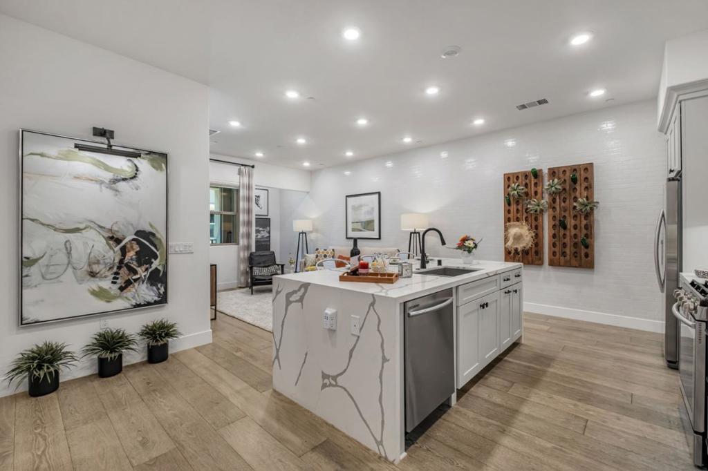 Photo of Listing #ML82012726