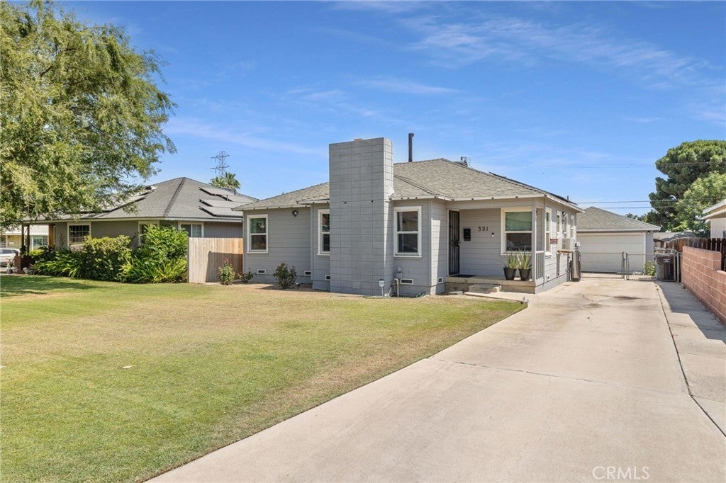 321 Circle Drive, Bakersfield