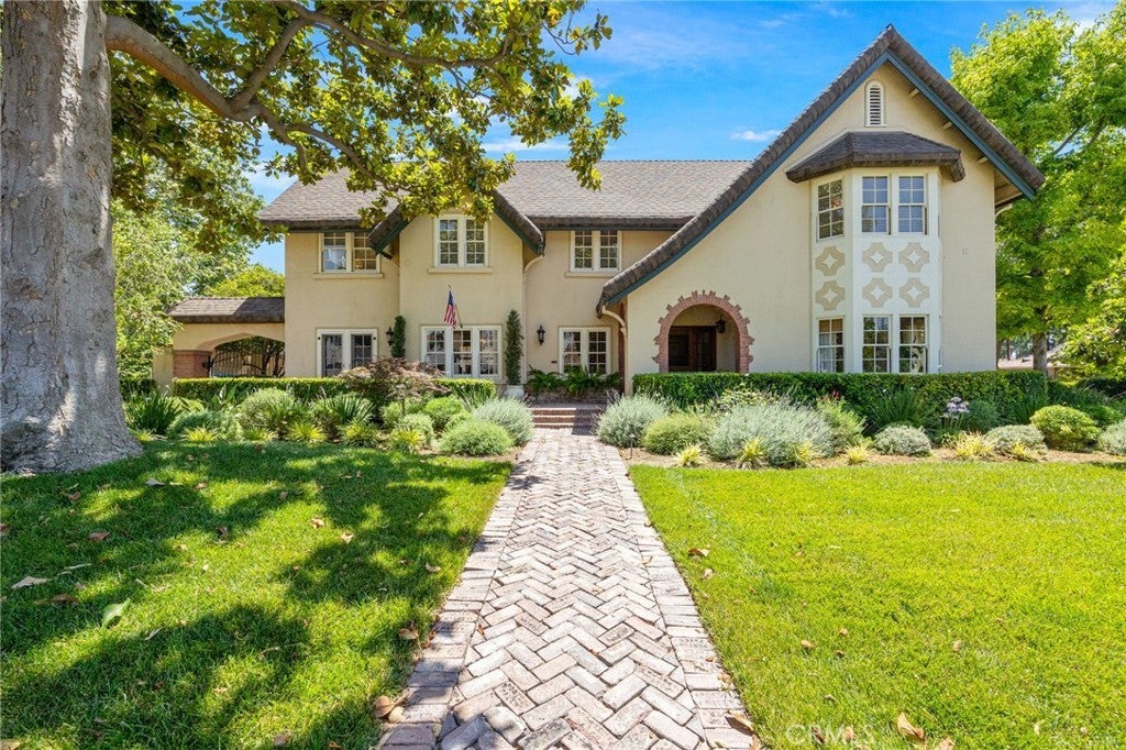 Photo of Listing #OC25137990