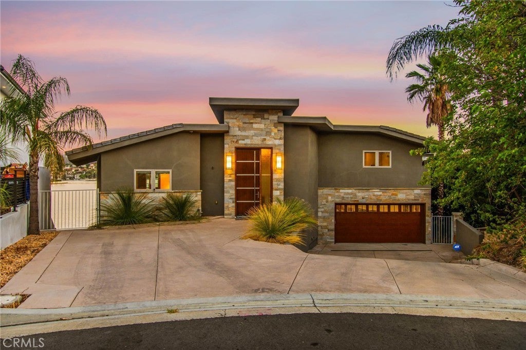 Photo of Listing #SW25145975