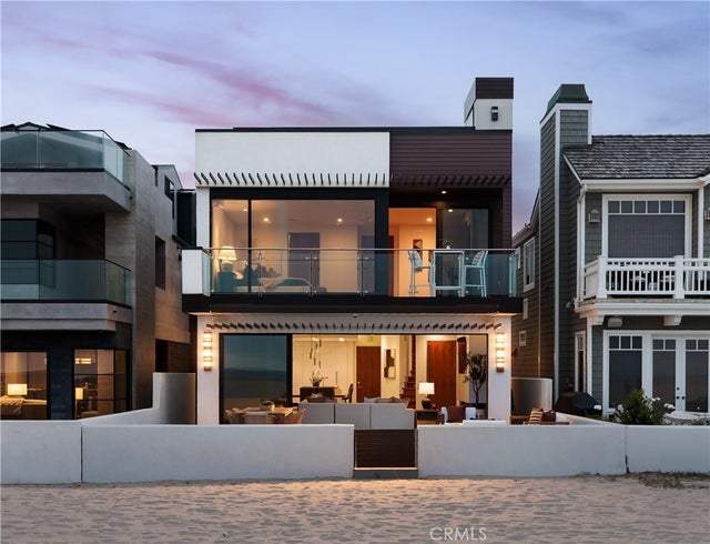 7104 W Oceanfront, Newport Beach