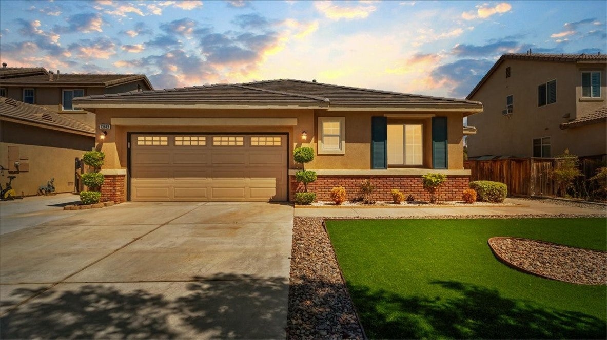 Photo of Listing #CV25147104