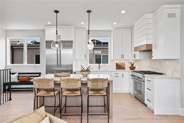 825 Bay Avenue # B, Newport Beach