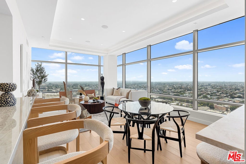 Photo of Listing #25559849