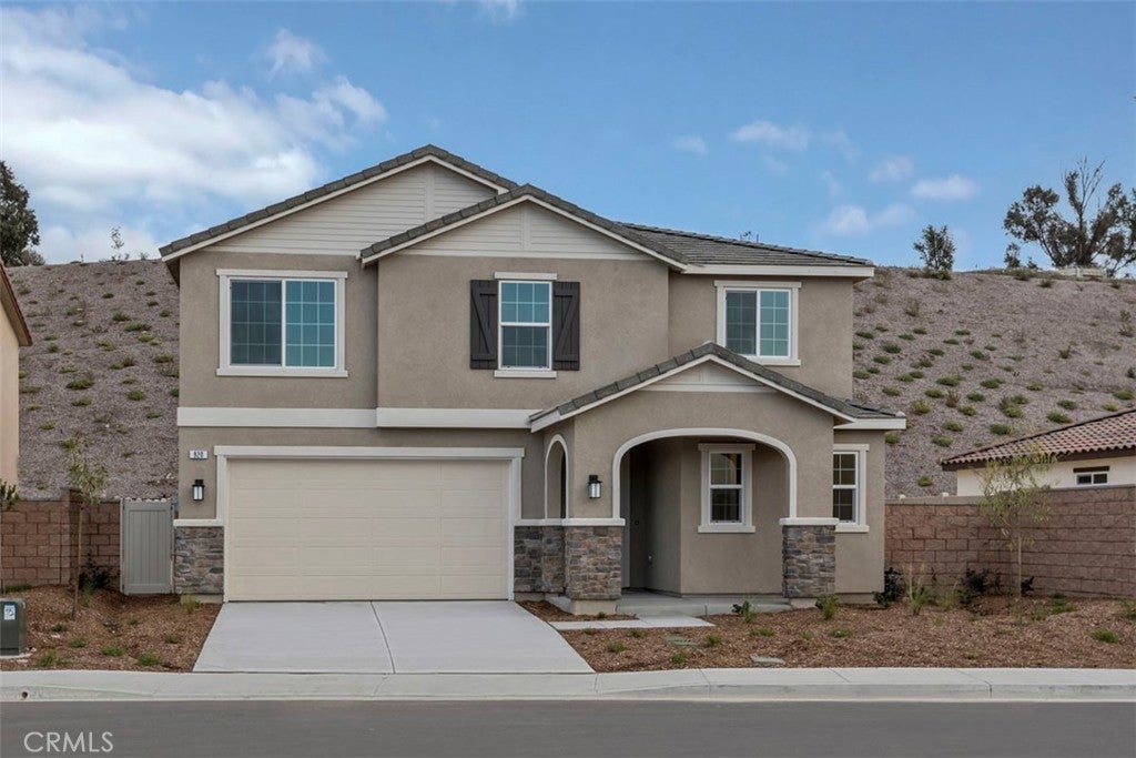 Photo of Listing #IV25148308