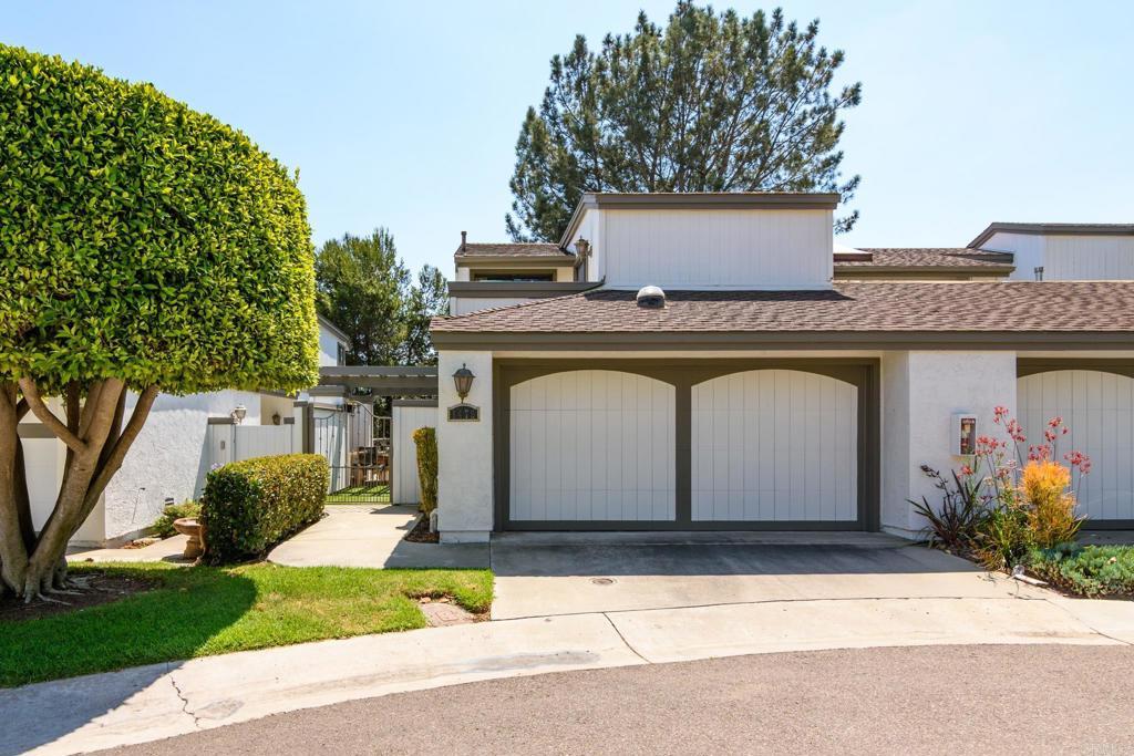 Photo of Listing #PTP2504961