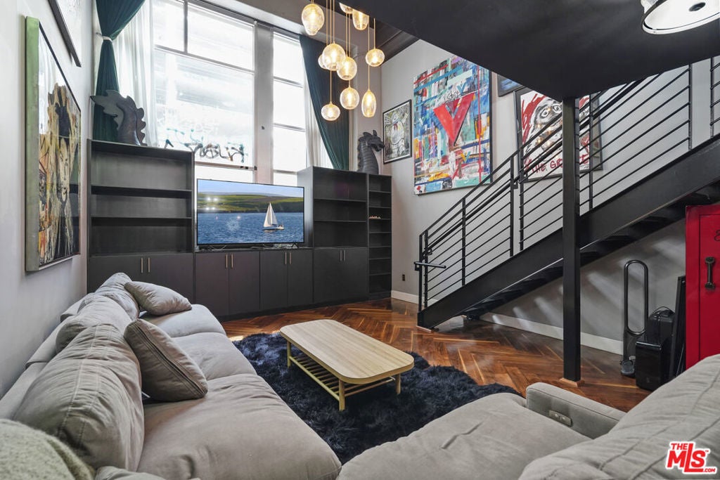 Photo of Listing #25559311