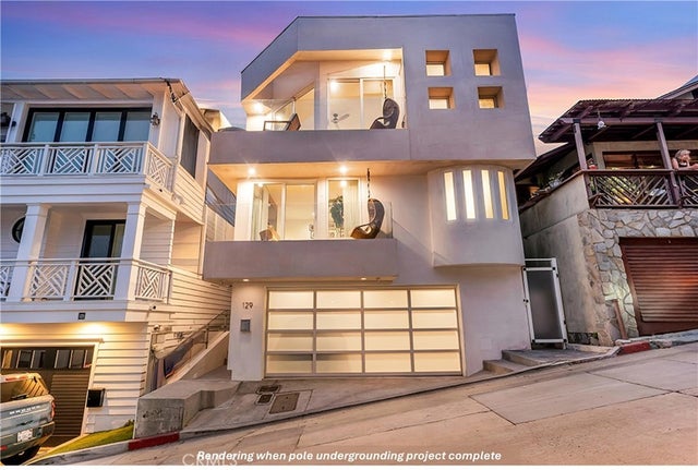 129 Moonstone Street, Manhattan Beach.