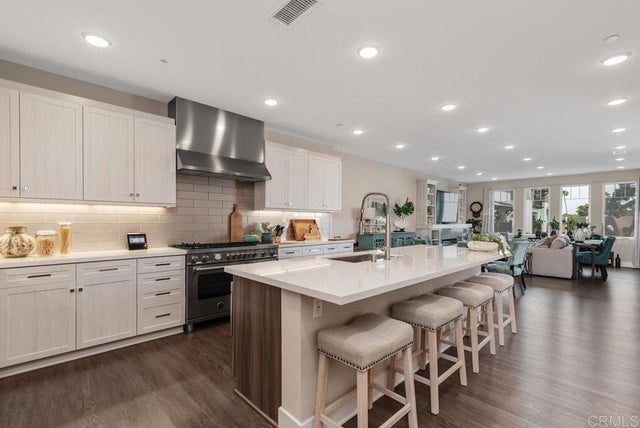 800 Grand Avenue # 105, Carlsbad.