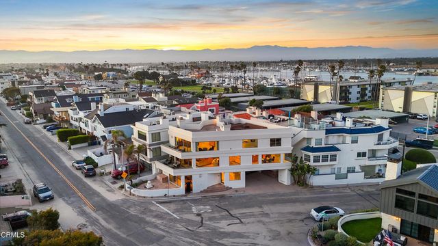3300 Ocean Drive, Oxnard