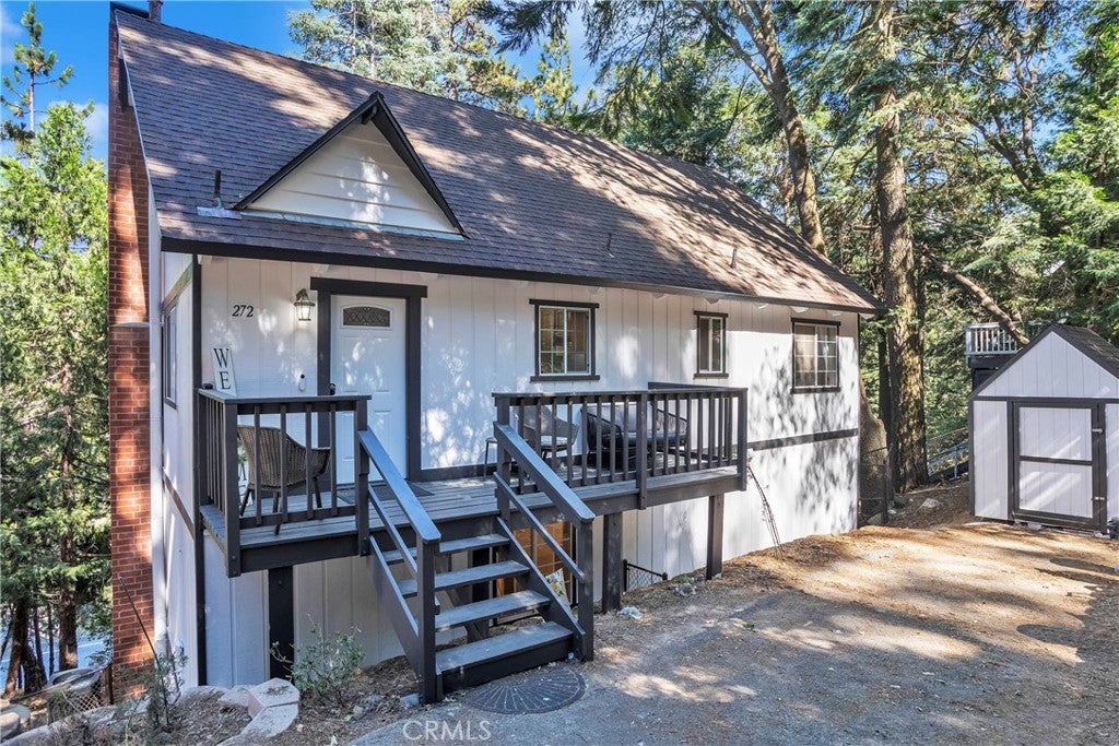 Listing photo for 272 Fairway Drive, Lake Arrowhead, CA, Cabin home for sale