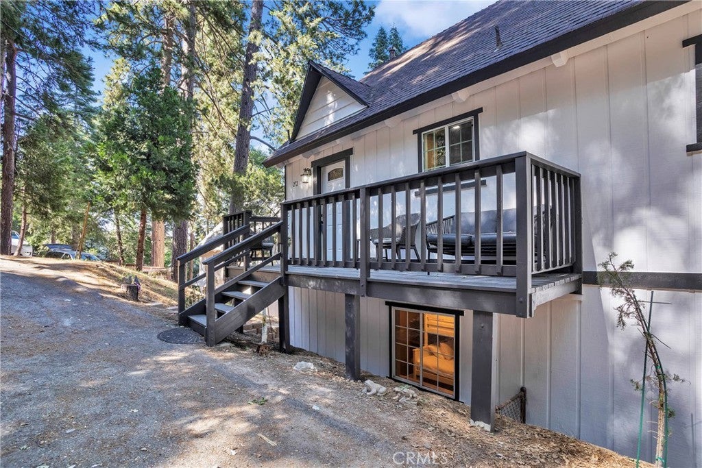 Listing photo for 272 Fairway Drive, Lake Arrowhead, CA, Cabin home for sale