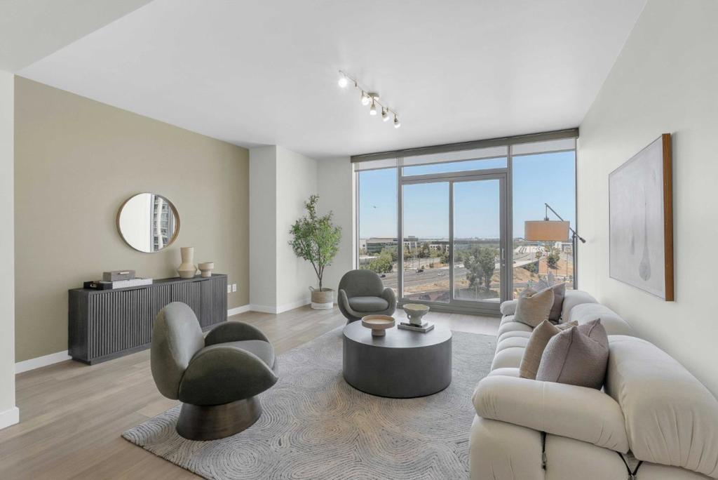 38 Almaden Boulevard # 1013, San Jose