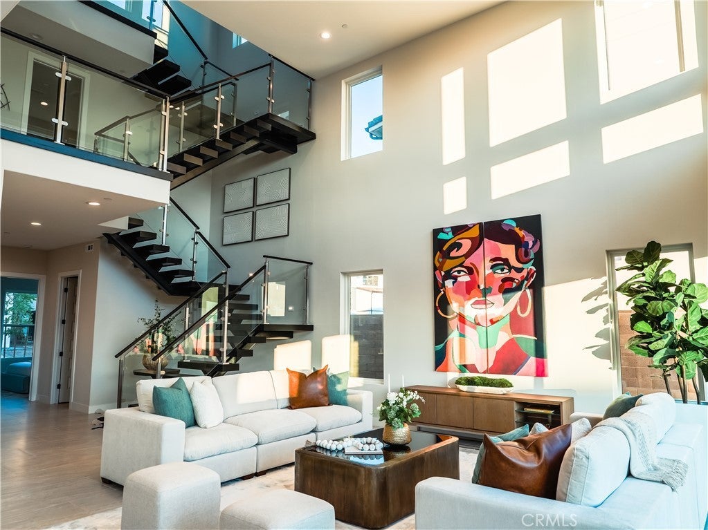 Photo of Listing #TR25151238