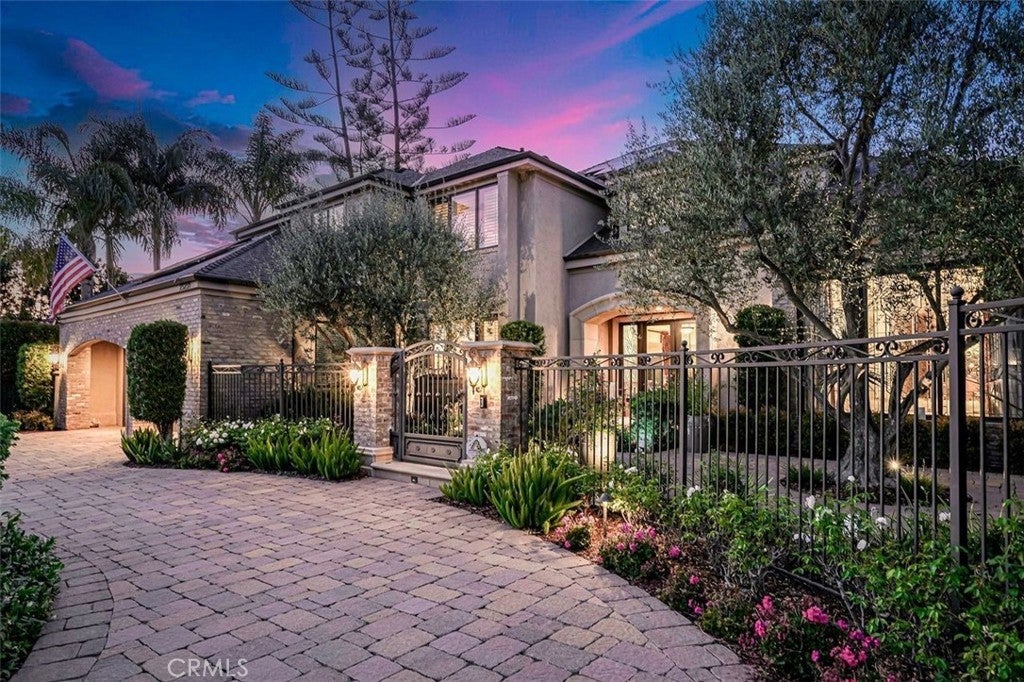 Photo of Listing #OC25151101
