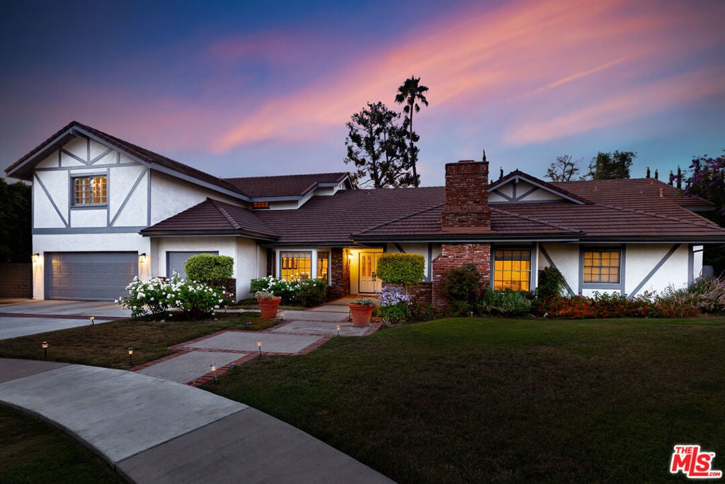 Photo of Listing #25561315