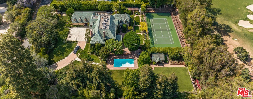 Photo of Listing #25556491