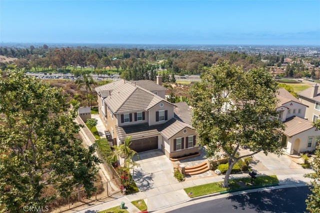 2886 Muir Trail Drive, Fullerton