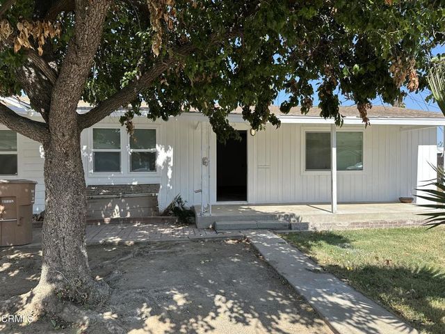 1012 Yosemite Drive, Bakersfield