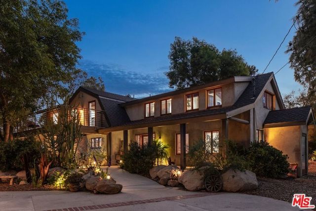 7336 Studio Road, West Hills