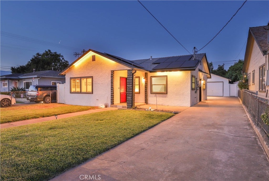 Photo of Listing #IV25154162