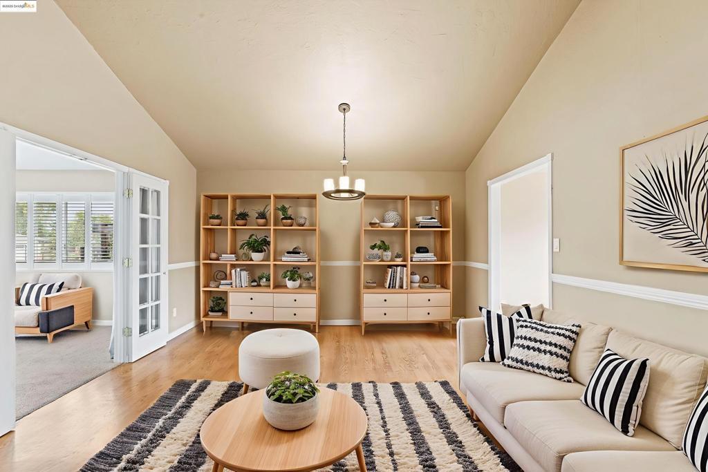 Photo of Listing #41104182