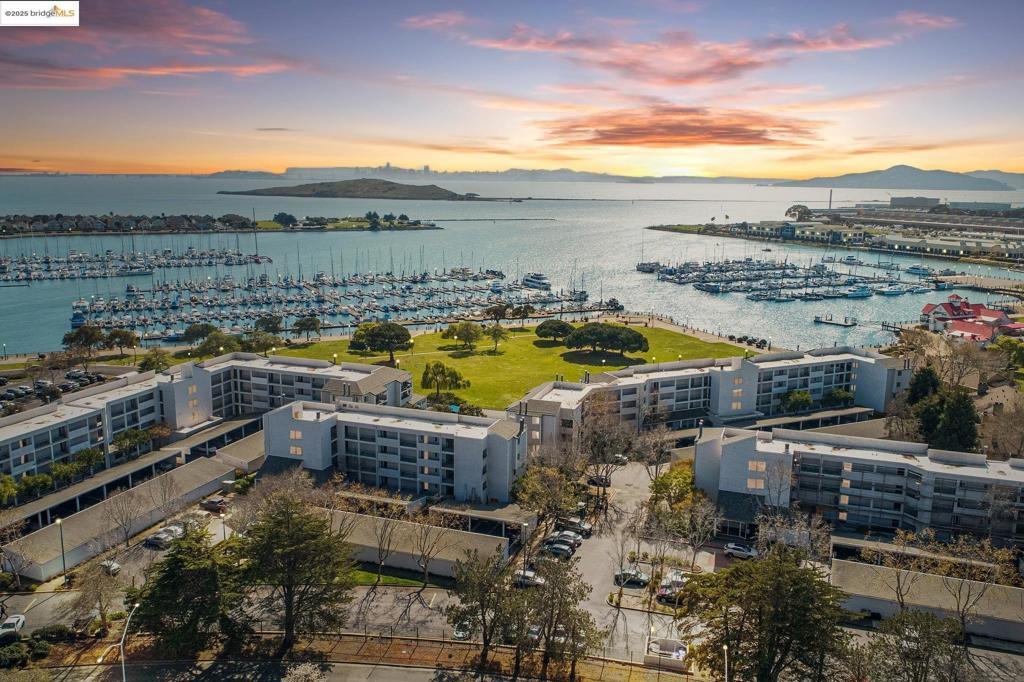 Photo of Listing #41104203