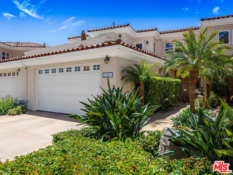 Photo of Listing #25563081