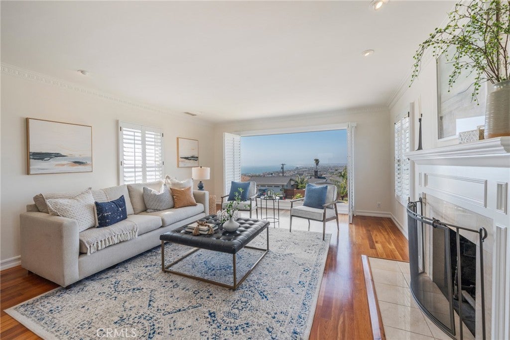 Photo of Listing #PV25153764