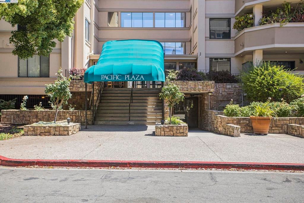 Photo of Listing #41104267